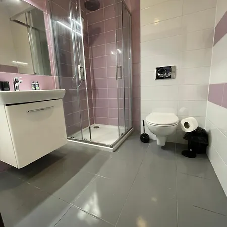 Nowoczesne Eurohelp Blisko Dworca Appartement *